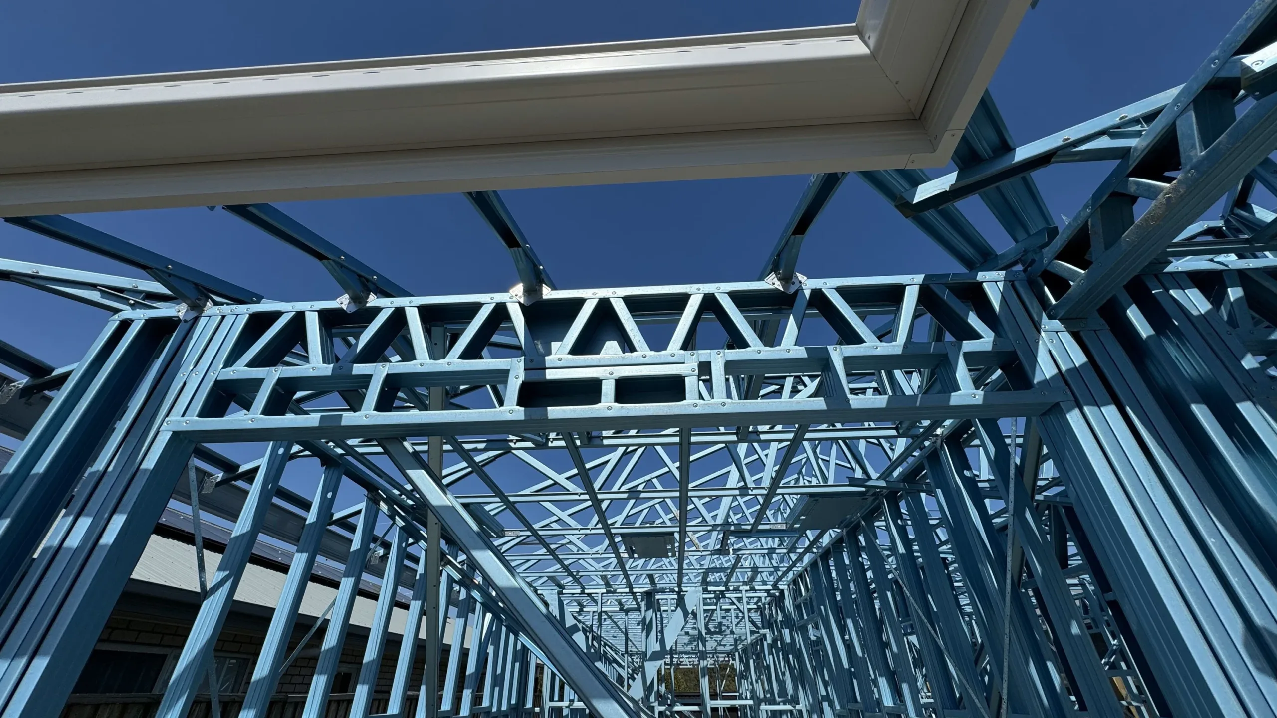 Selecting appropriate connection type in cold-formed steel framing